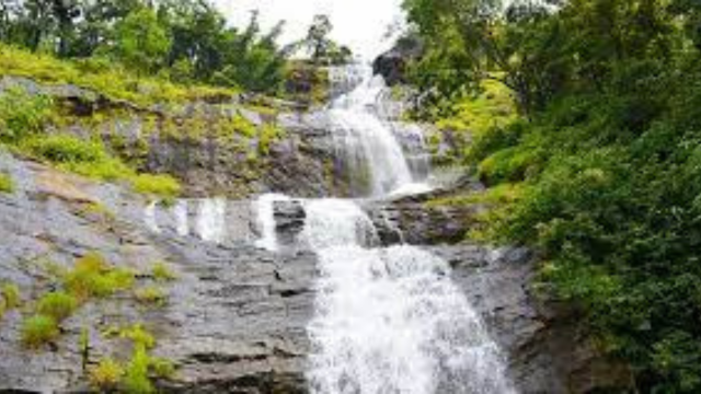 tourist places kottayam