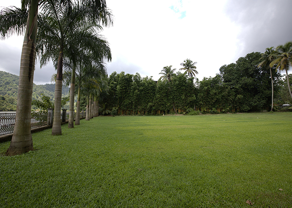 Athirapally vazhachal Resorts | Hotels near Athirapally waterfalls kerala