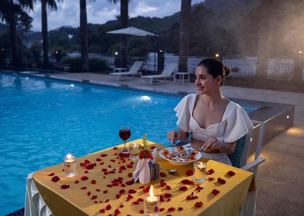 luxury honeymoon packages in athirappilly